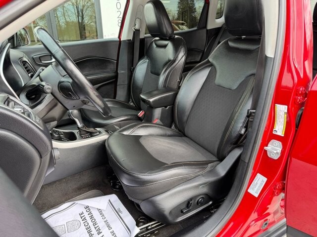 2018 Jeep Compass in Knoxville, TN 37920 - 18100981 12