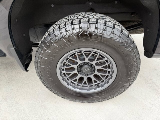 2020 Chevrolet Silverado 1500 in Knoxville, TN 37920 - 18100982 31