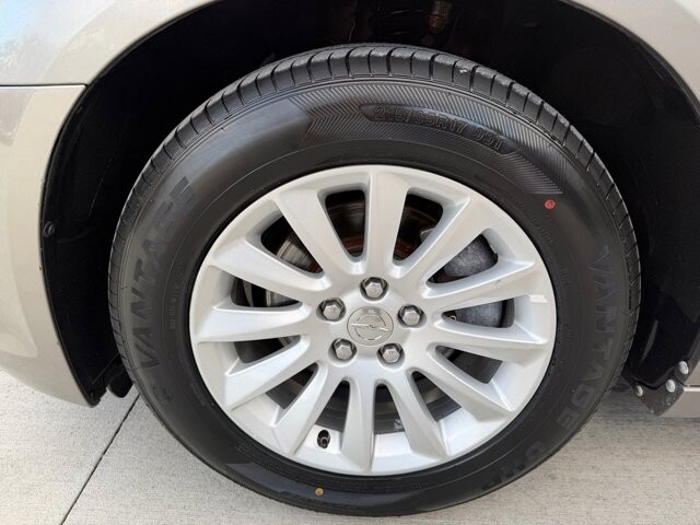 2014 Chrysler 300 in Knoxville, TN 37920 - 18100983 27