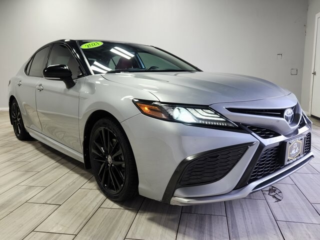 2021 Toyota Camry in Cinnaminson, NJ 08077 - 18100985 7