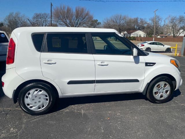 2013 Kia Soul in Dallas, TX 75228 - 18100998 9