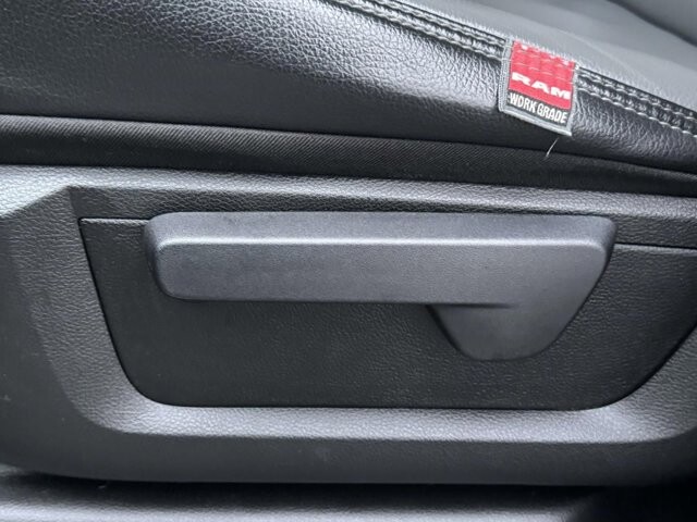 2022 RAM 3500 in Winchester, VA 22602 - 18101007 42