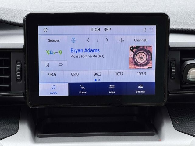 2022 Ford Explorer in Winchester, VA 22602 - 18101008 34