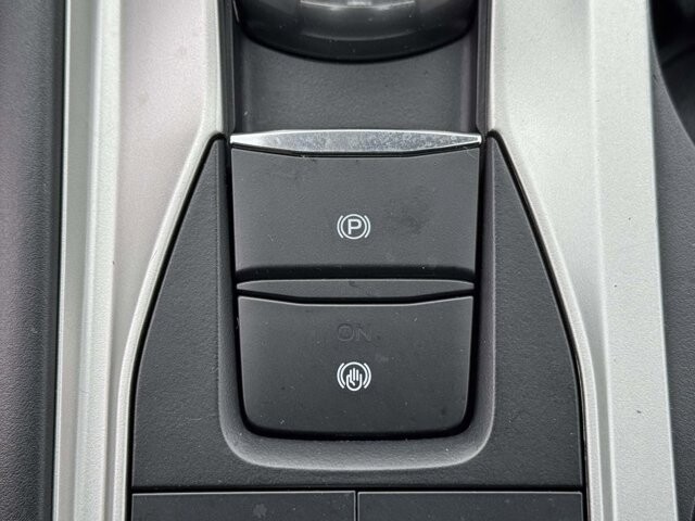 2022 Ford Explorer in Winchester, VA 22602 - 18101008 21