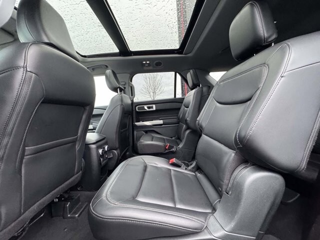 2021 Ford Explorer in Winchester, VA 22602 - 18101012 38