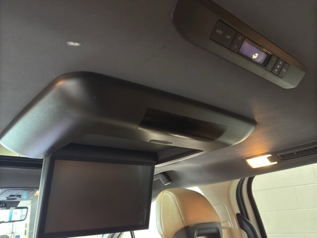 2021 Toyota Sienna in Burlington, WI 53105 - 18101022 18