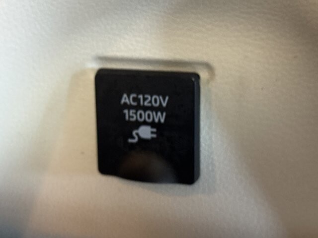 2021 Toyota Sienna in Burlington, WI 53105 - 18101022 27