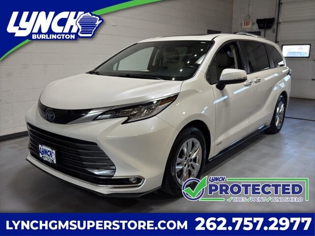 2021 Toyota Sienna in Burlington, WI 53105 - 18101022