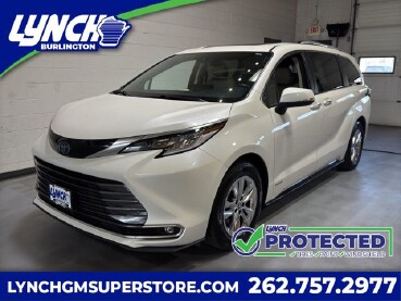 2021 Toyota Sienna in Burlington, WI 53105