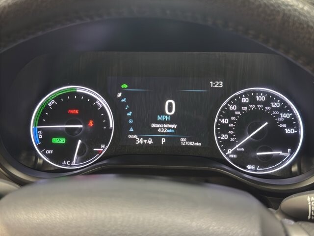 2021 Toyota Sienna in Burlington, WI 53105 - 18101022 34