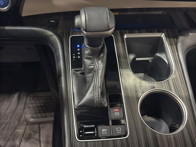 2021 Toyota Sienna in Burlington, WI 53105 - 18101022 39