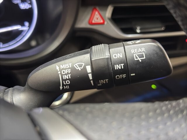 2021 Toyota Sienna in Burlington, WI 53105 - 18101022 33