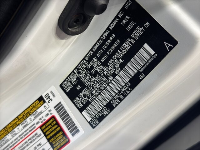 2021 Toyota Sienna in Burlington, WI 53105 - 18101022 47