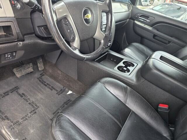 2012 Chevrolet Avalanche in Mesa, AZ 85212 - 18101024 51