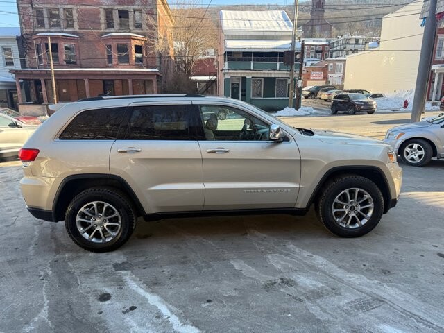 2014 Jeep Grand Cherokee in Pottsville, PA 17901 - 18101026 8