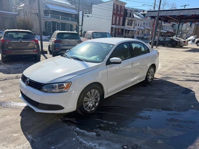 2012 Volkswagen Jetta in Pottsville, PA 17901 - 18101028