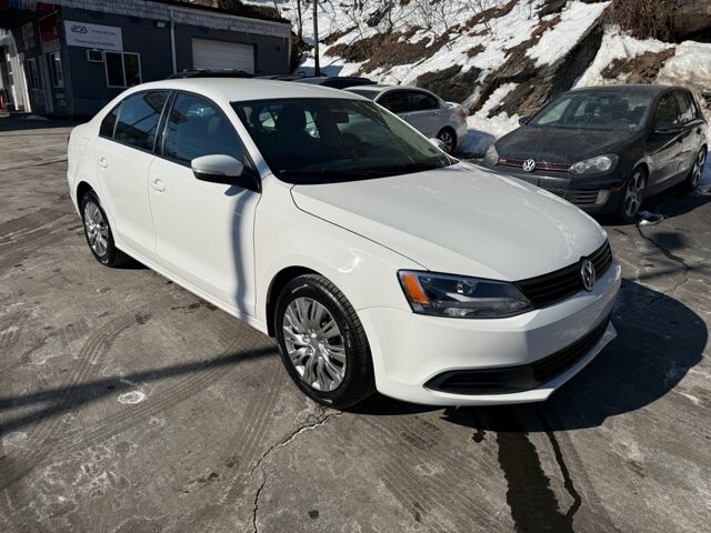 2012 Volkswagen Jetta in Pottsville, PA 17901 - 18101028 9