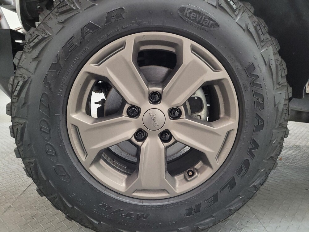 2018 Jeep Wrangler in Downey, CA 90241 - 18101034 31