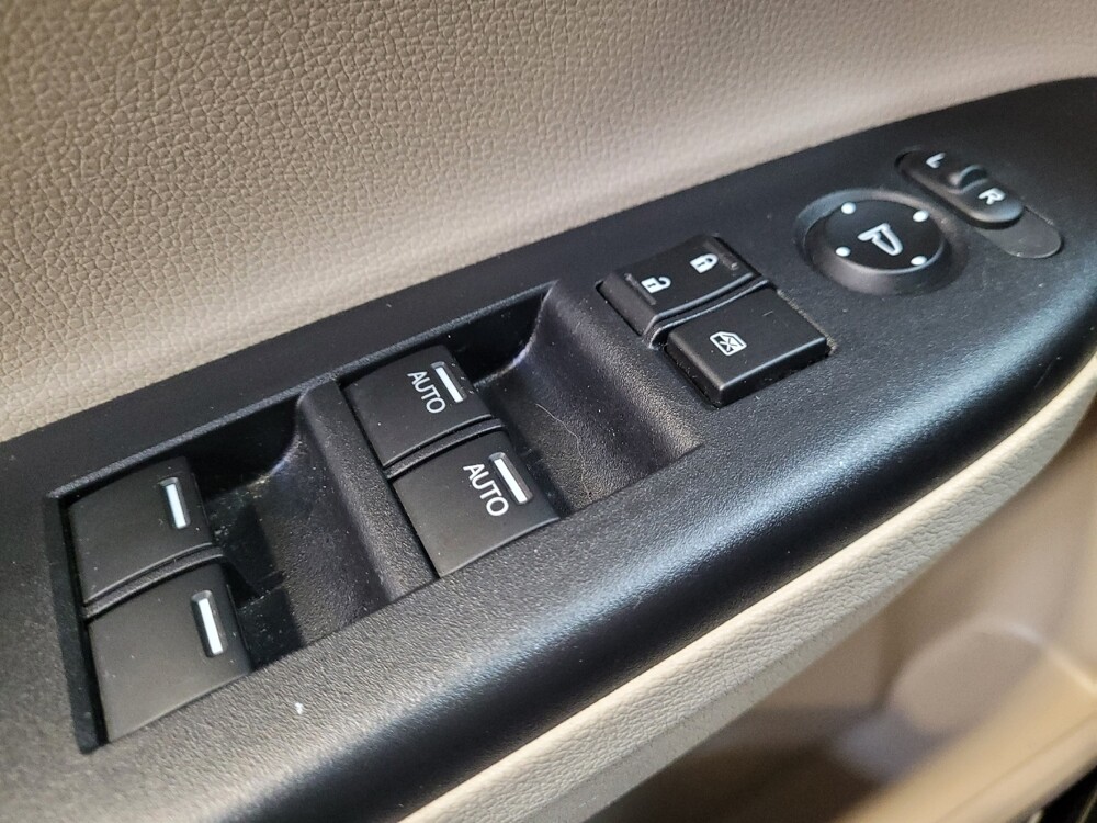 2015 Honda Accord in Montclair, CA 91763 - 18101037 27