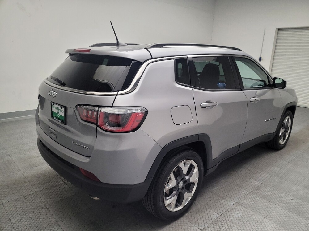 2019 Jeep Compass in Downey, CA 90241 - 18101039 9