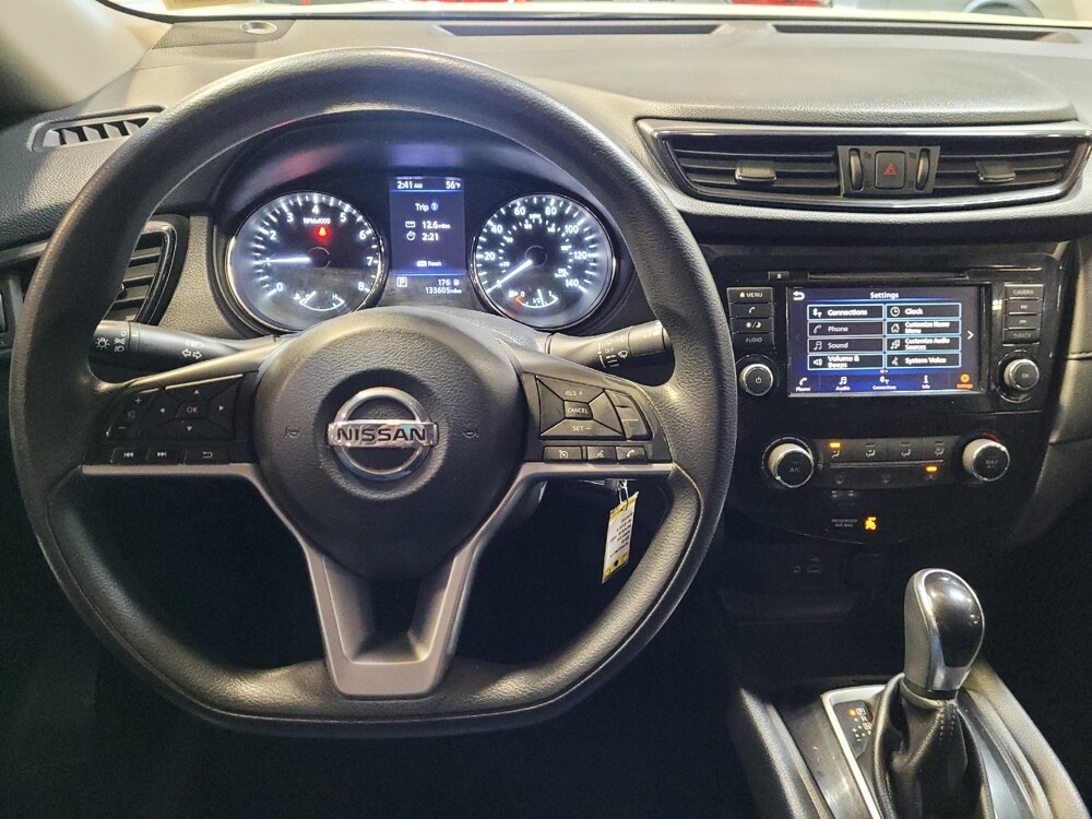 2018 Nissan Rogue in Downey, CA 90241 - 18101041 22