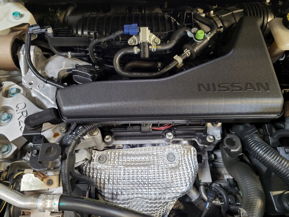 2018 Nissan Rogue in Downey, CA 90241 - 18101041 30