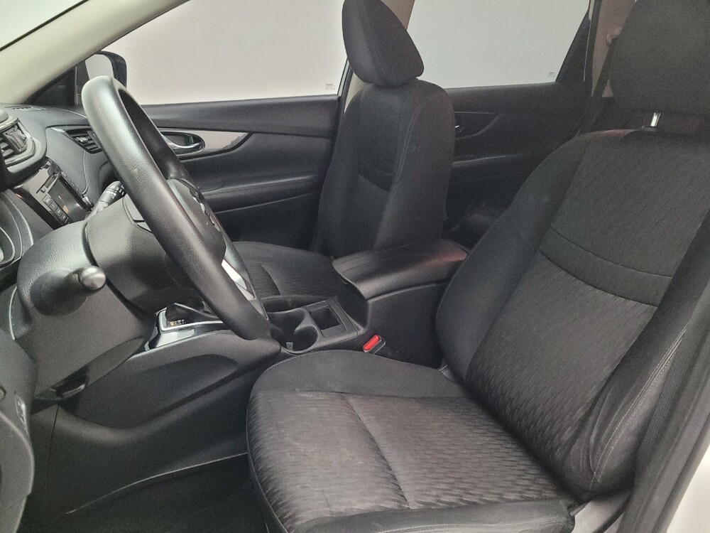 2018 Nissan Rogue in Downey, CA 90241 - 18101041 17