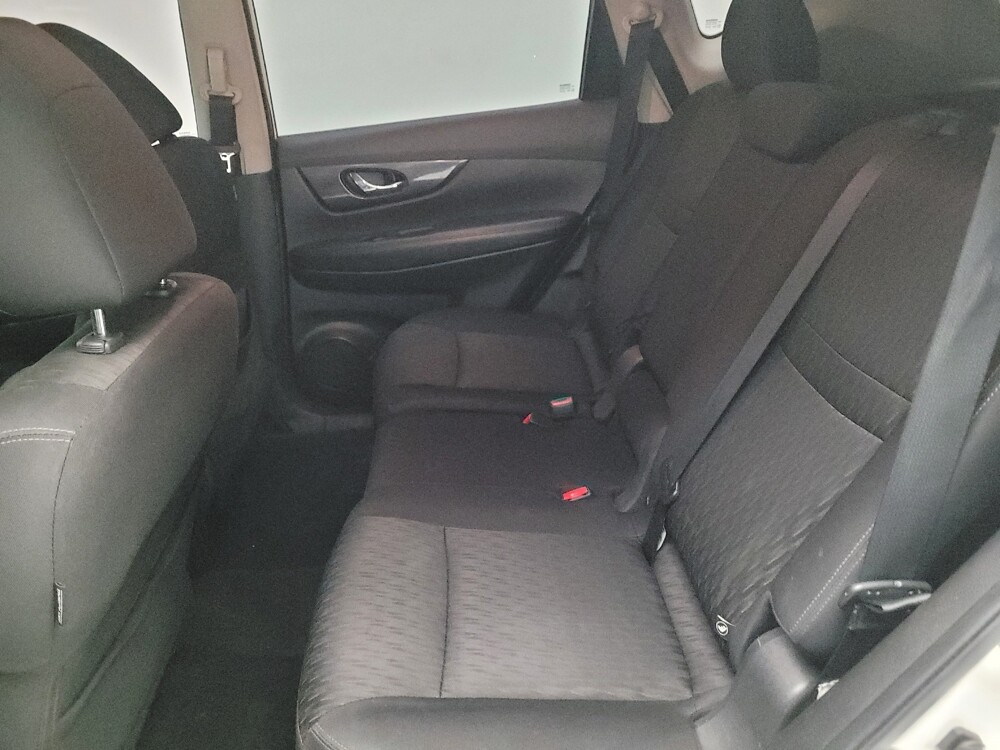 2018 Nissan Rogue in Downey, CA 90241 - 18101041 18