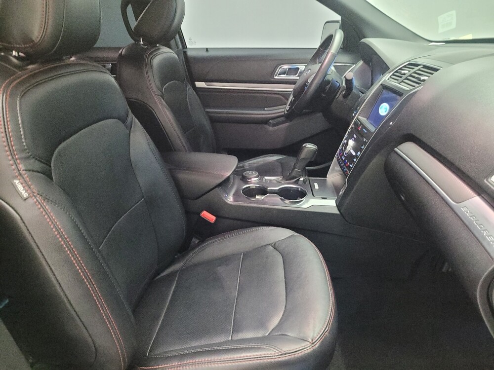 2019 Ford Explorer in Downey, CA 90241 - 18101042 21