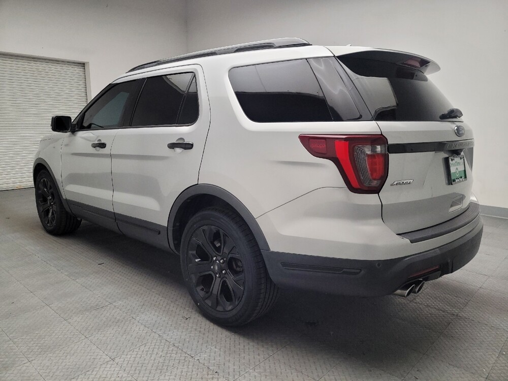 2019 Ford Explorer in Downey, CA 90241 - 18101042 5