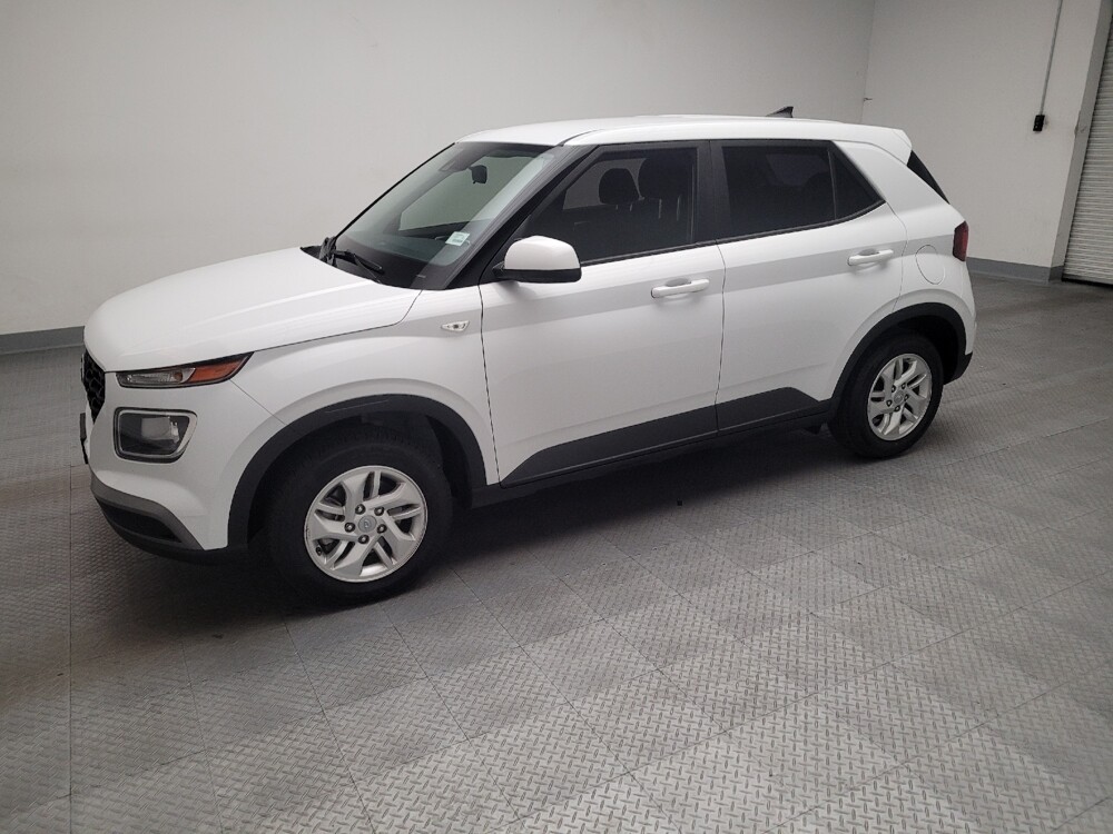 2022 Hyundai Venue in Downey, CA 90241 - 18101044 2