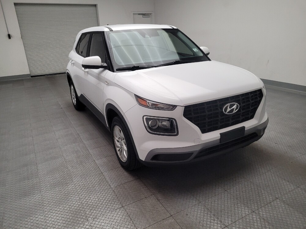 2022 Hyundai Venue in Downey, CA 90241 - 18101044 14