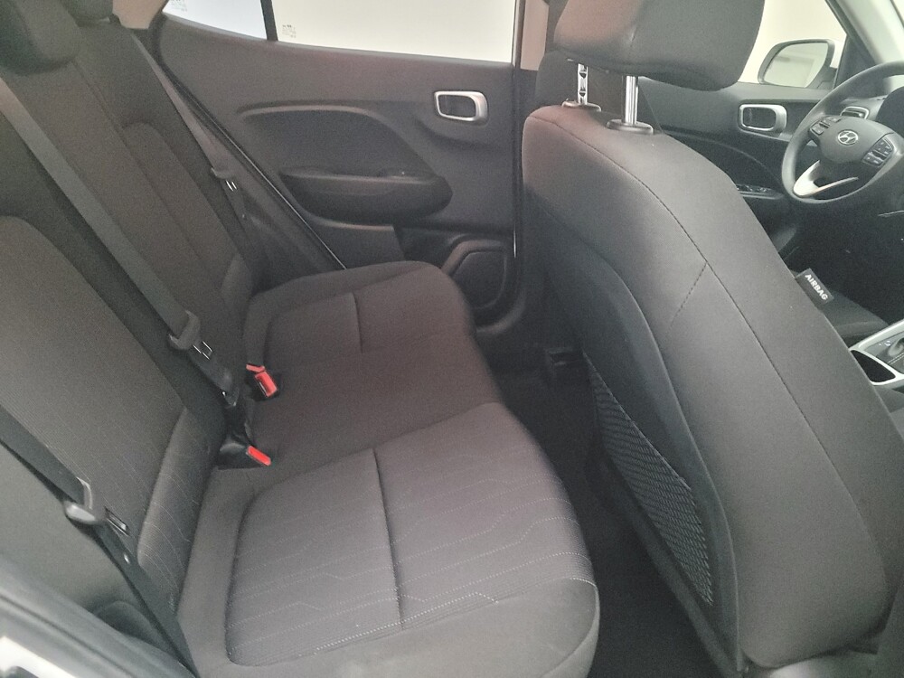 2022 Hyundai Venue in Downey, CA 90241 - 18101044 19