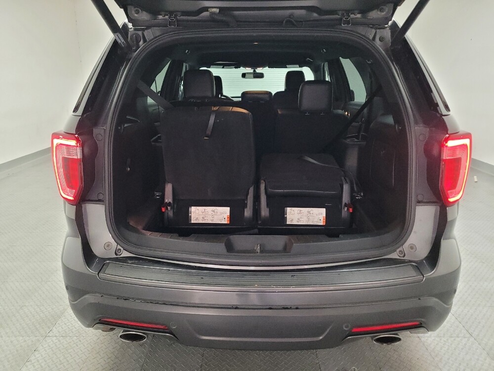 2018 Ford Explorer in Montclair, CA 91763 - 18101045 29