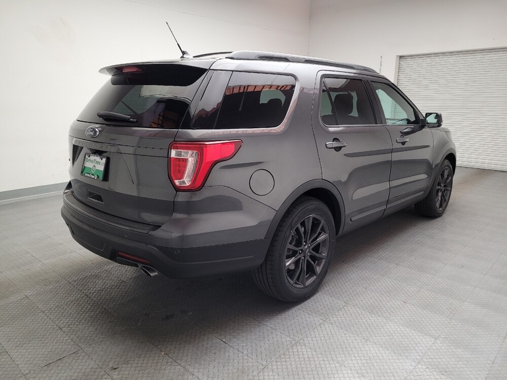 2018 Ford Explorer in Montclair, CA 91763 - 18101045 9