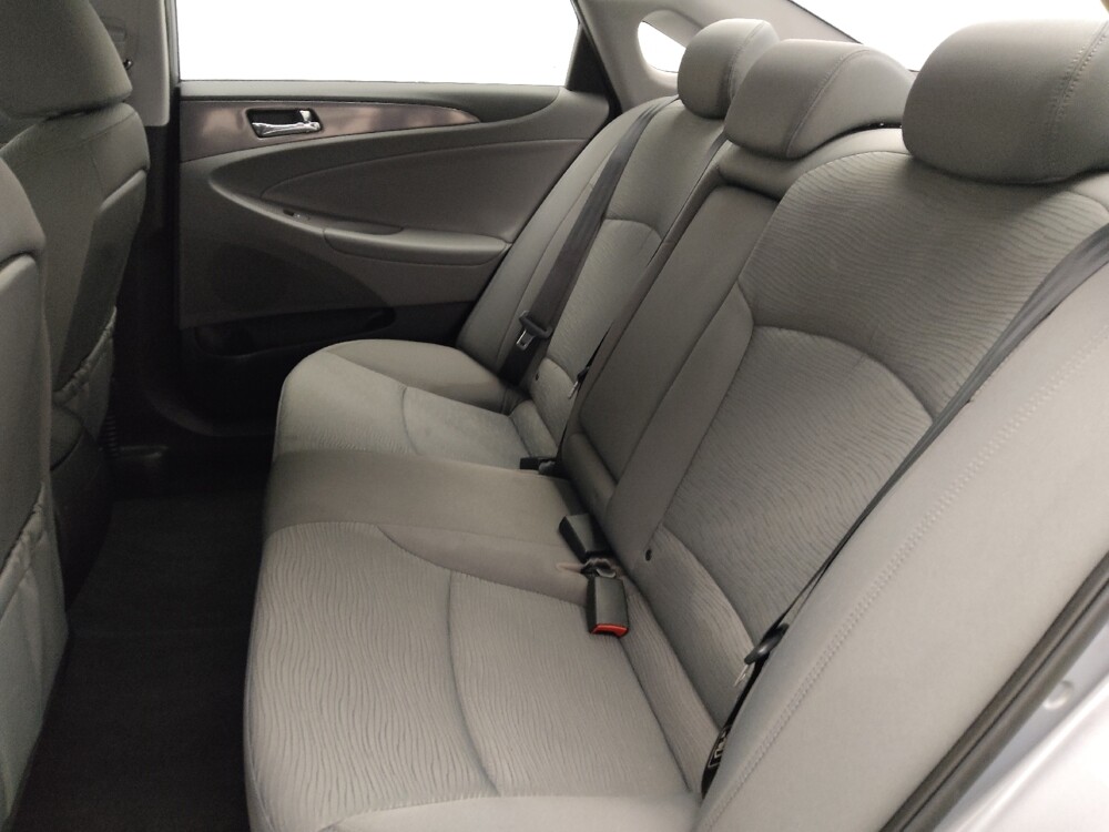 2015 Hyundai Sonata in Morrow, GA 30260 - 18101050 18