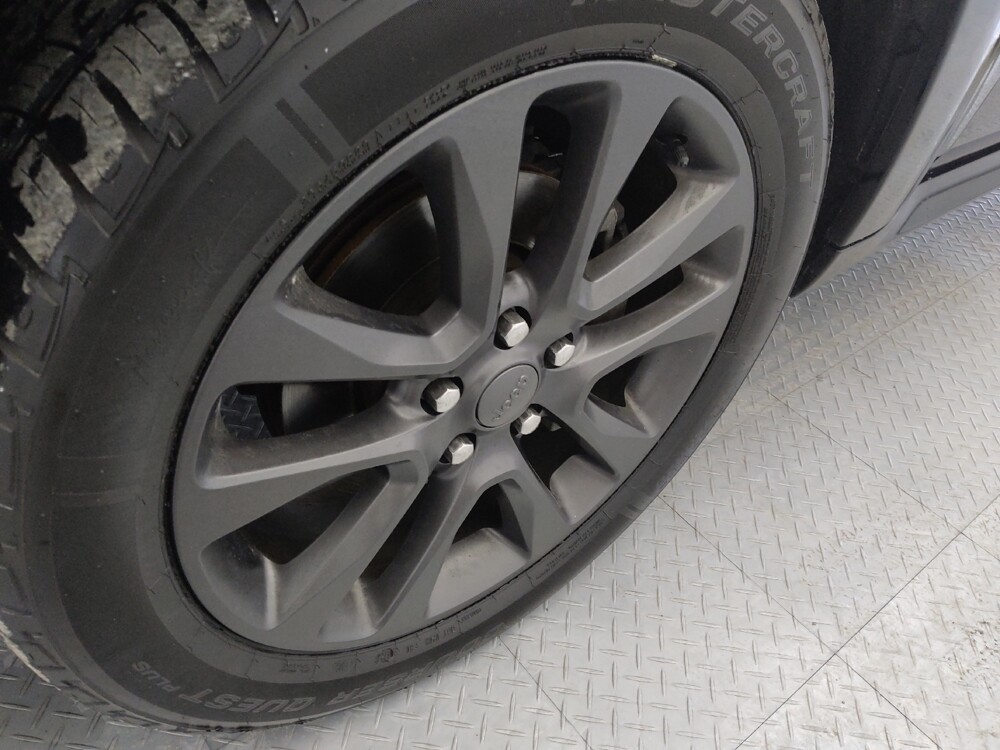 2018 Jeep Grand Cherokee in Springfield, MO 65807 - 18101057 31