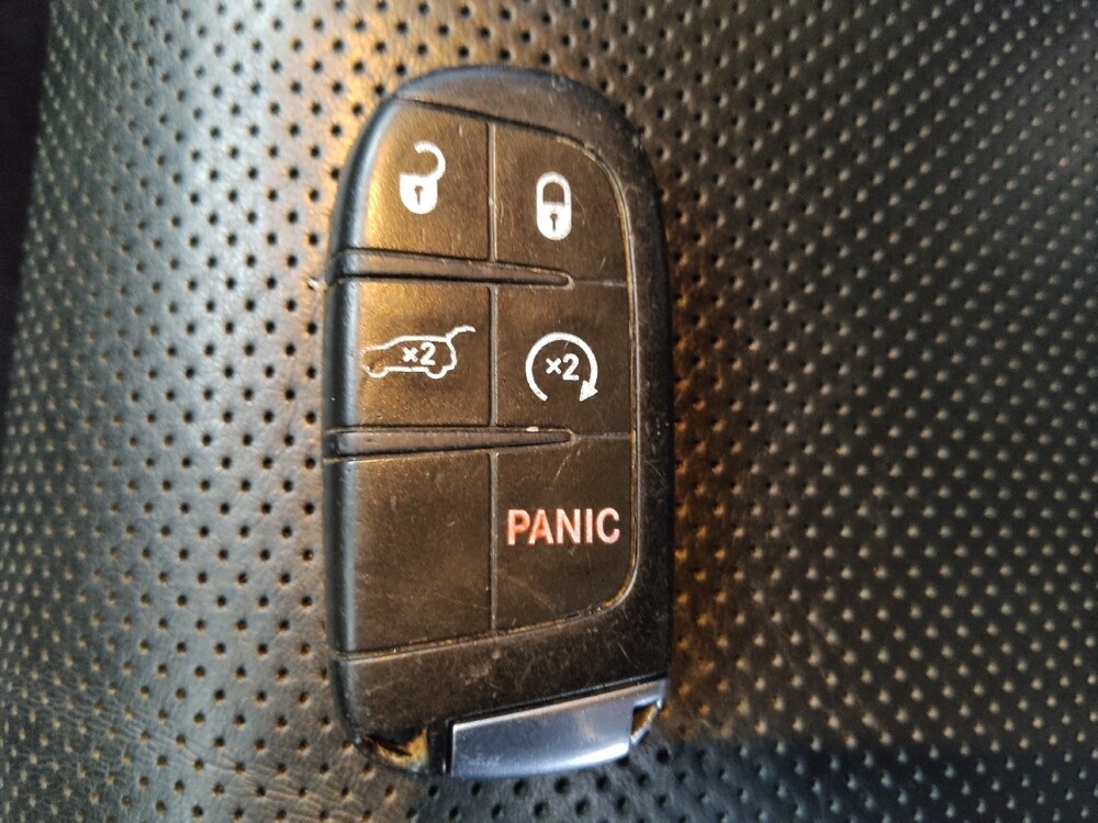 2018 Jeep Grand Cherokee in Springfield, MO 65807 - 18101057 32