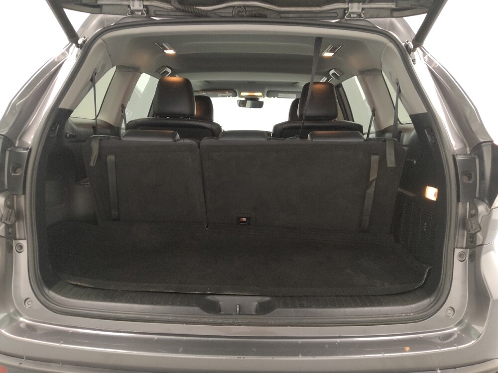 2019 Toyota Highlander in Springfield, MO 65807 - 18101058 29