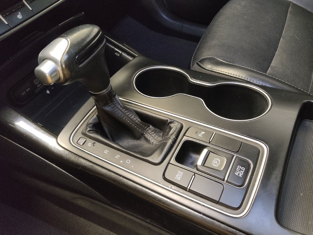 2019 Kia Sorento in Houston, TX 77060 - 18101059 26