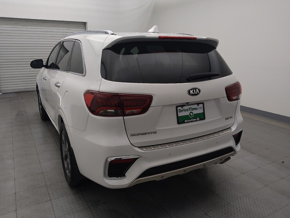2019 Kia Sorento in Houston, TX 77060 - 18101059 6