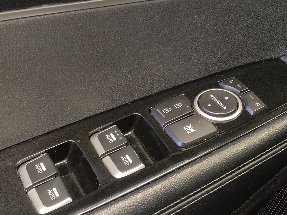 2019 Kia Sorento in Houston, TX 77060 - 18101059 27