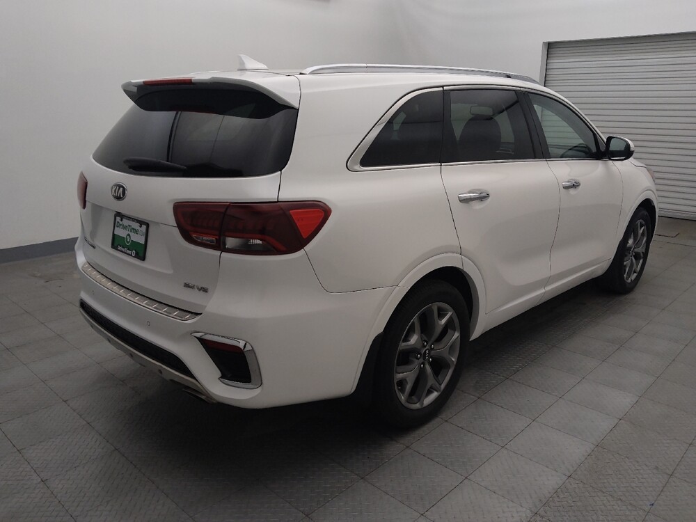 2019 Kia Sorento in Houston, TX 77060 - 18101059 9