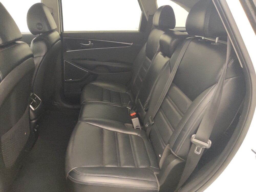 2019 Kia Sorento in Houston, TX 77060 - 18101059 18