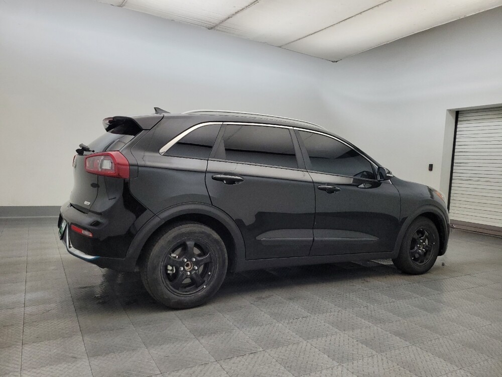 2018 Kia Niro in Albuquerque, NM 87123 - 18101076 10