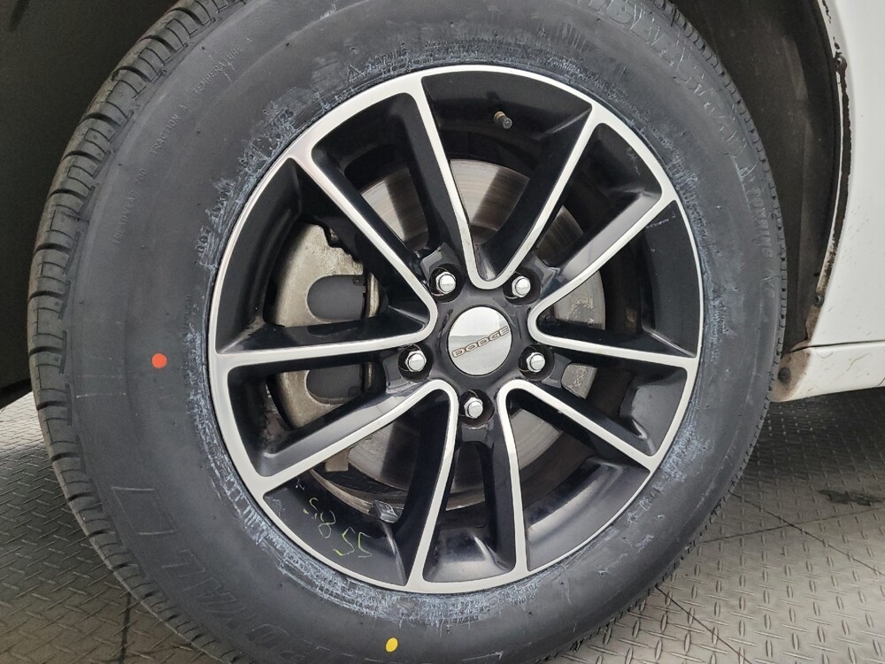 2015 Dodge Grand Caravan in Phoenix, AZ 85015 - 18101077 31