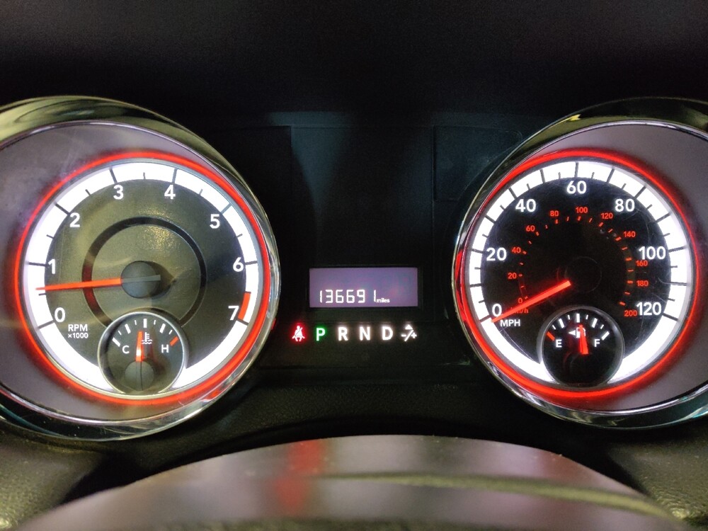 2015 Dodge Grand Caravan in Phoenix, AZ 85015 - 18101077 23