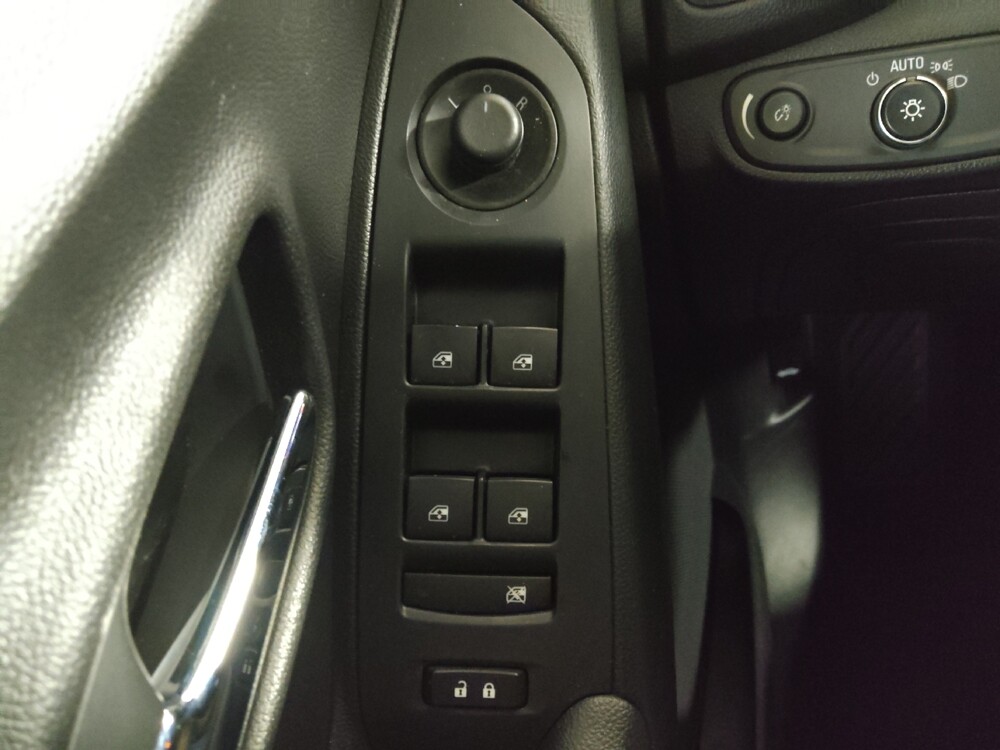 2020 Chevrolet Trax in Augusta, GA 30907 - 18101078 27