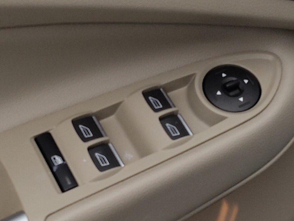 2018 Ford Escape in Tampa, FL 33612 - 18101079 27