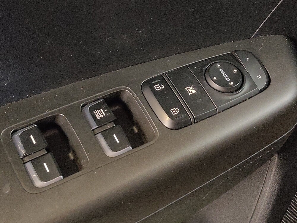 2019 Kia Sportage in Charleston, SC 29414 - 18101083 27